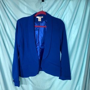Size L NWT blue blazer